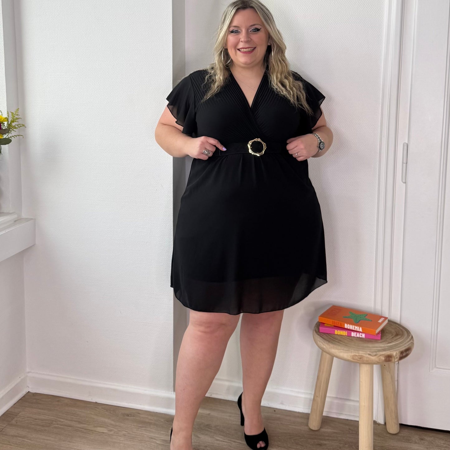 Robe courte chic noire