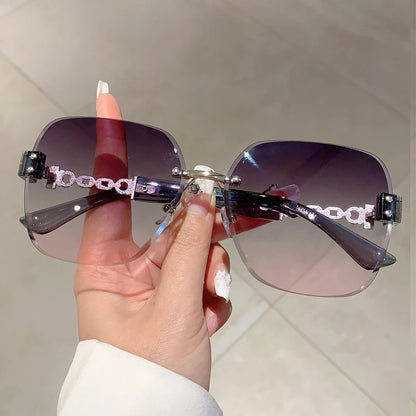 LUXCHAIN™ – Attire tous les regards. Sans effort.